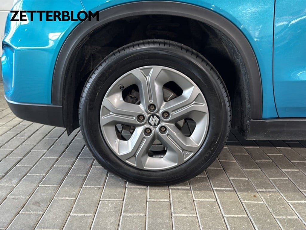 Vehicle Image 13