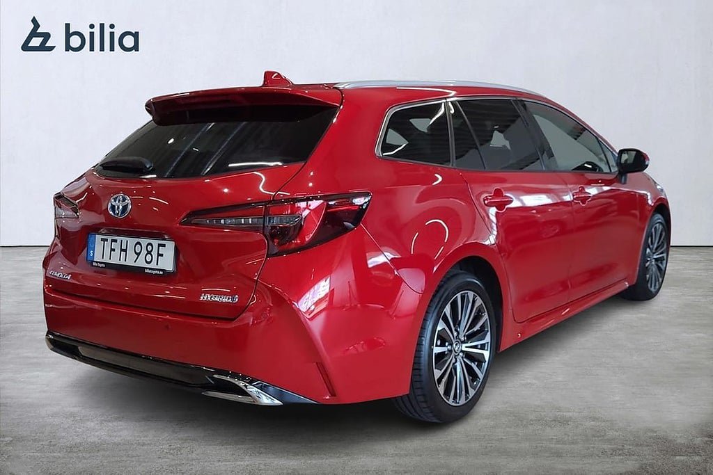 Vehicle Image 8