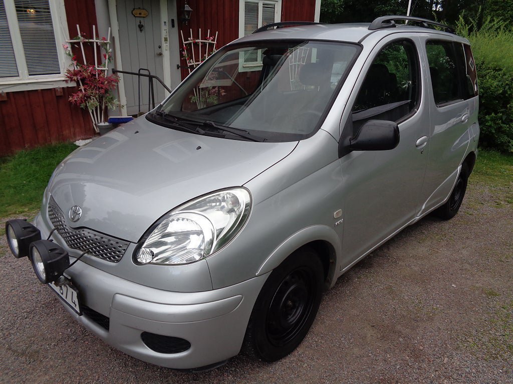 Vehicle Image 7