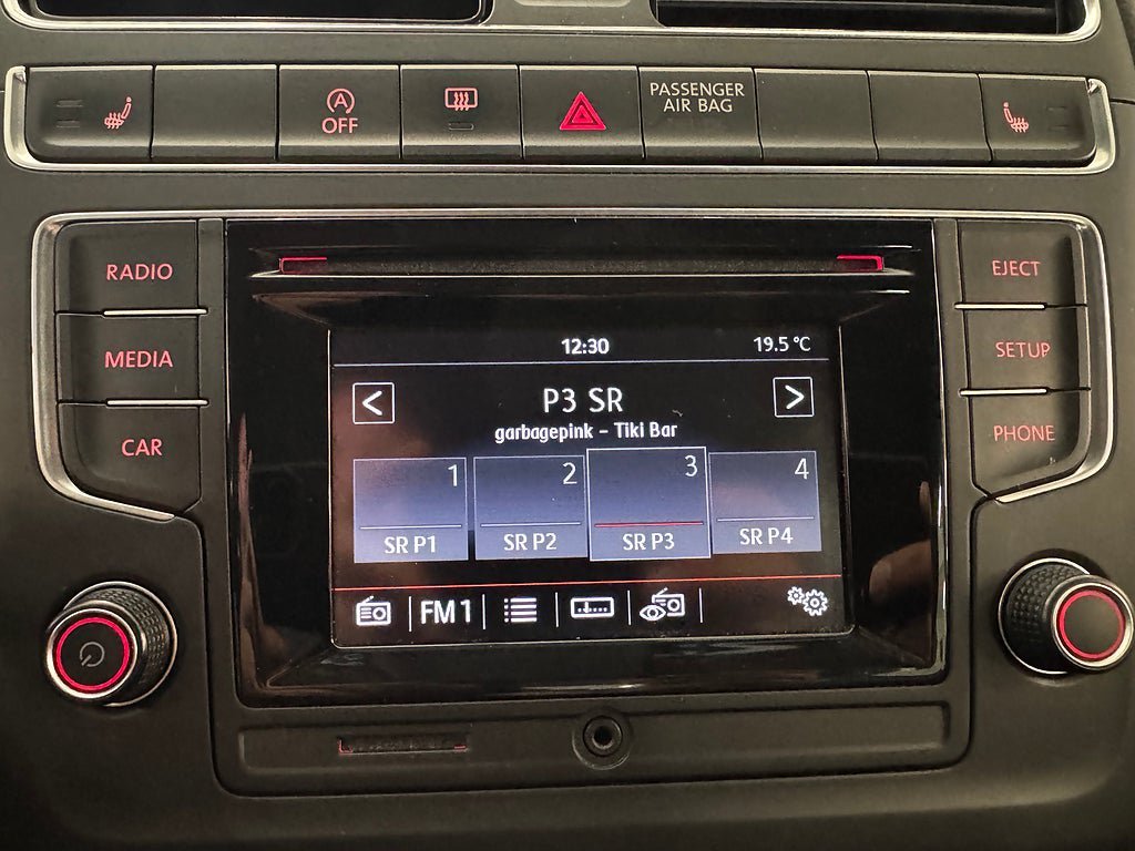 Vehicle Image 21
