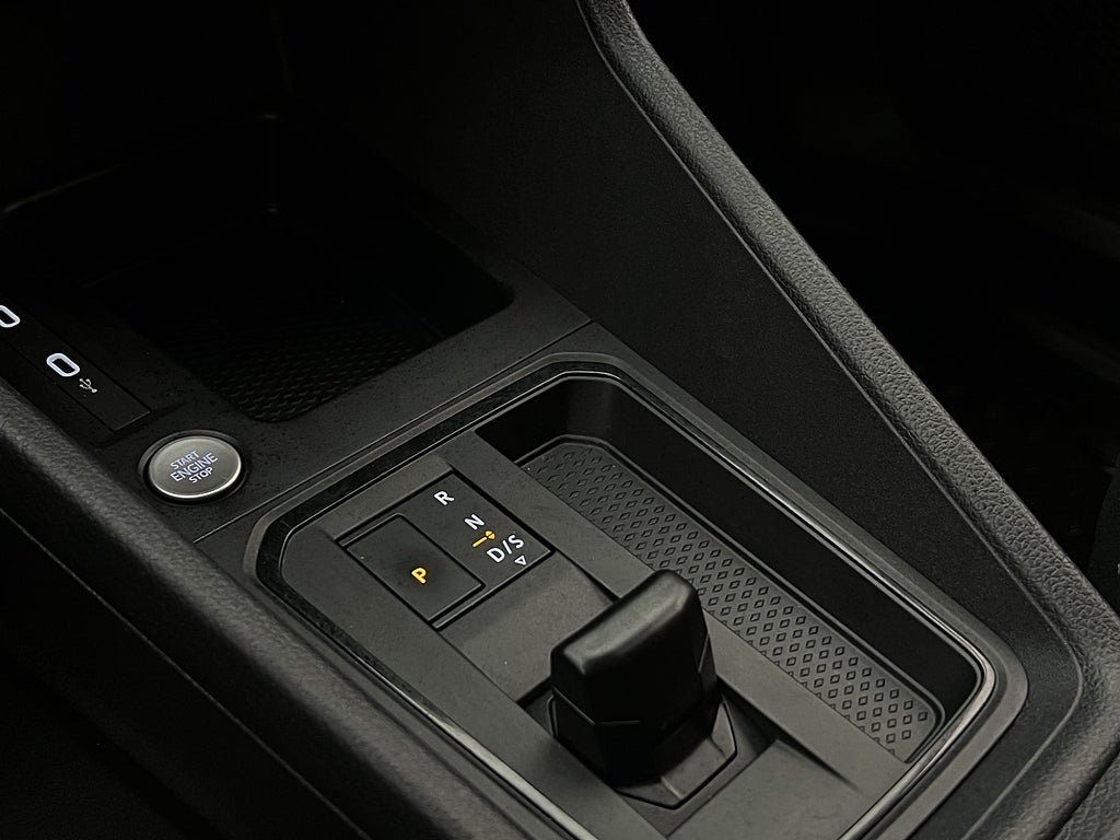 Vehicle Image 24