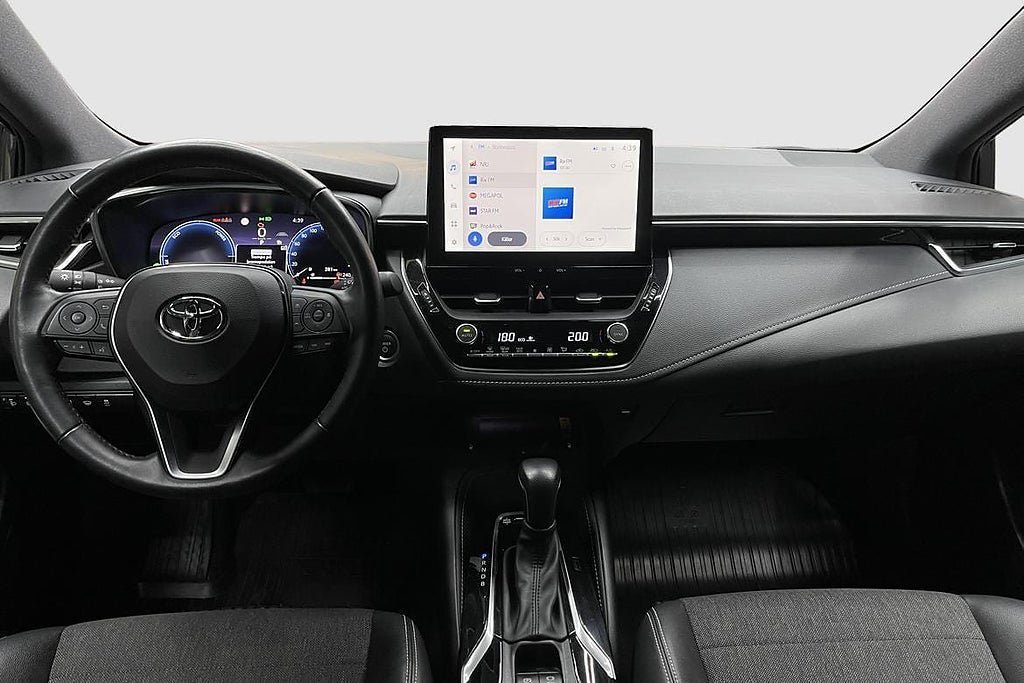 Vehicle Image 11