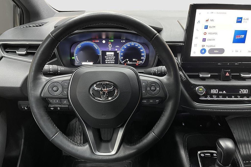 Vehicle Image 13