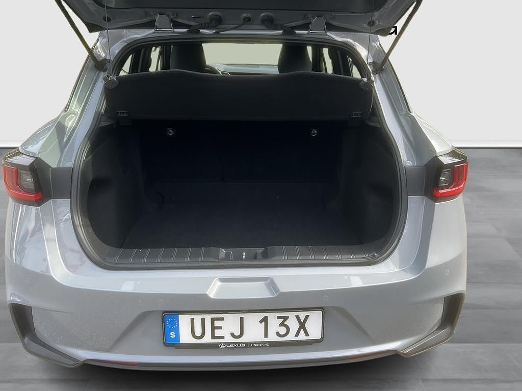 Vehicle Image 10