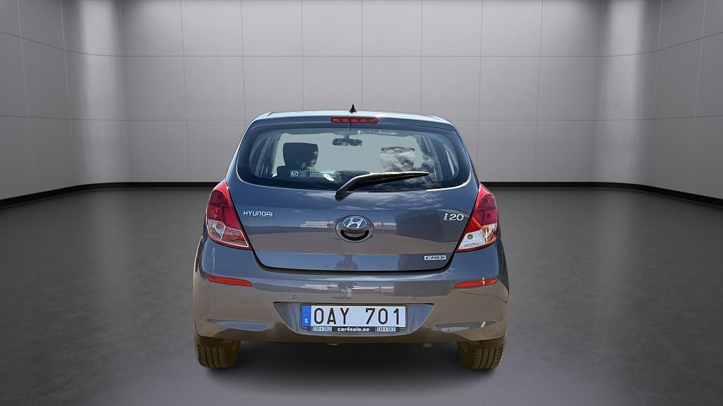 Vehicle Image 4