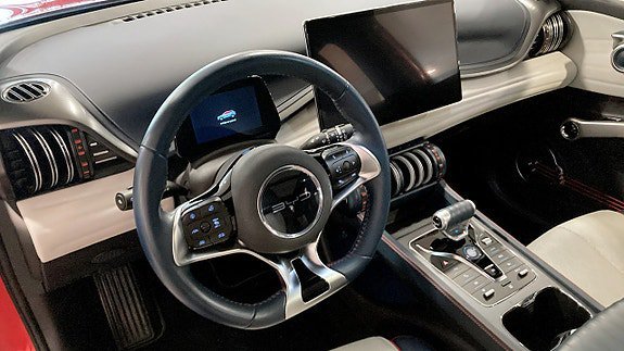 Vehicle Image 5