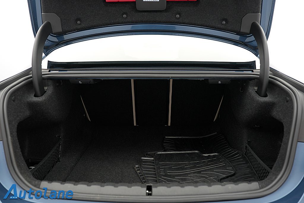 Vehicle Image 33