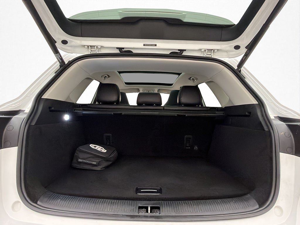 Vehicle Image 36