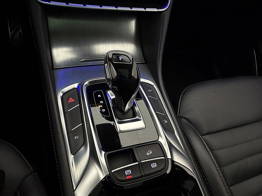 Vehicle Image 30