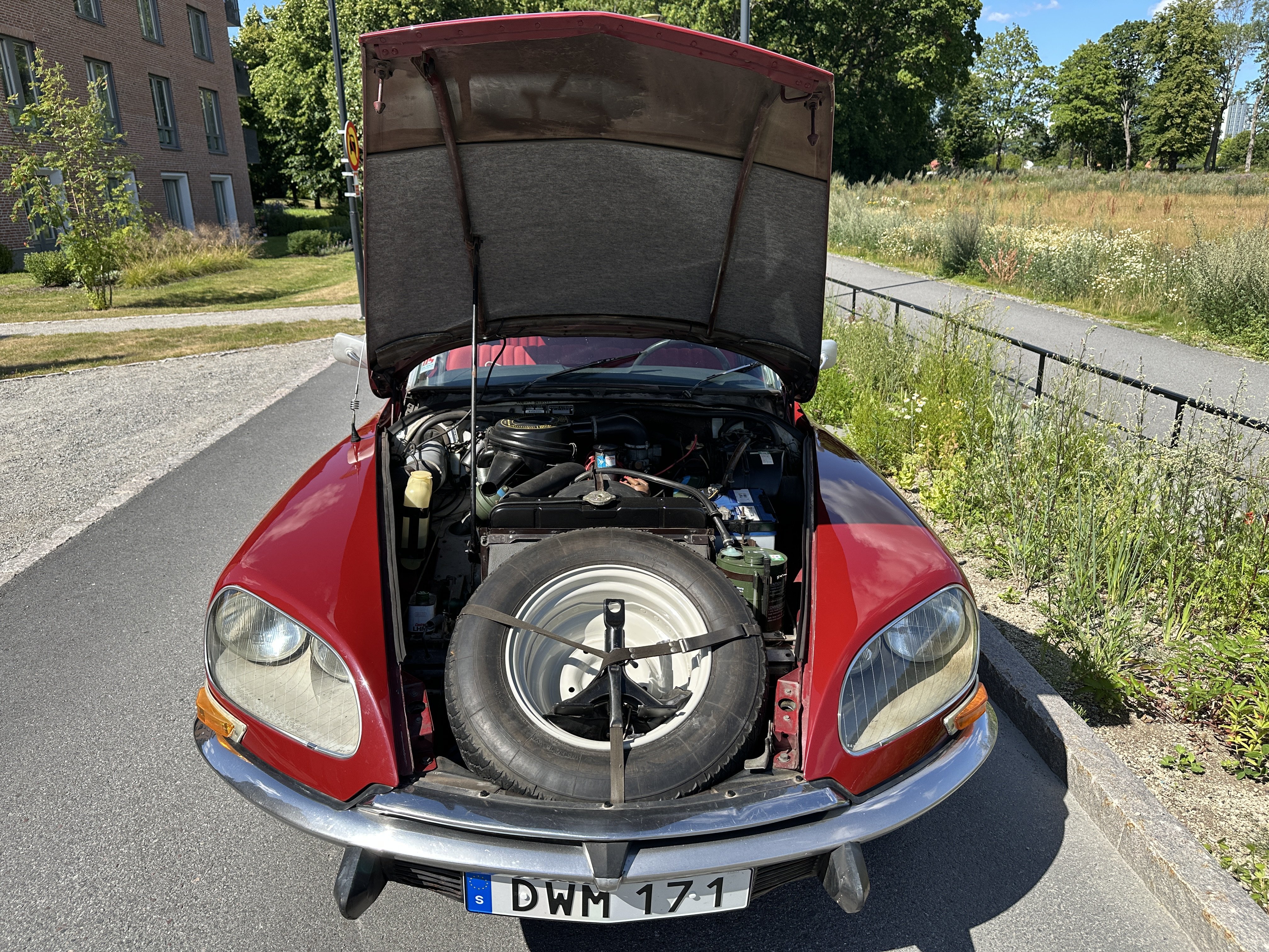 Vehicle Image 13