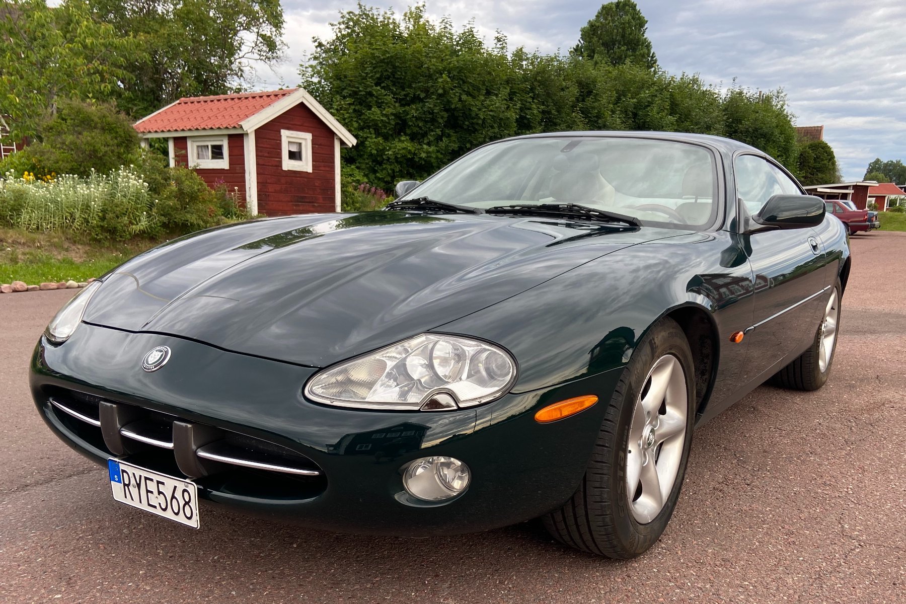 Vehicle Image 12