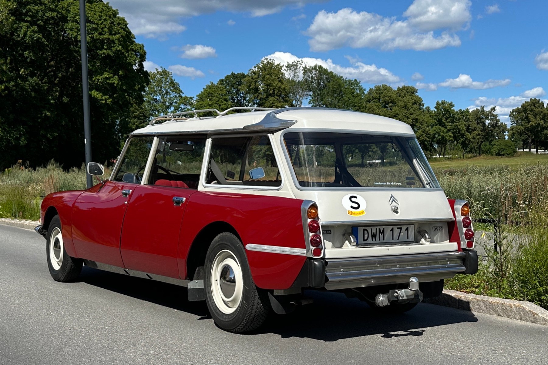 Vehicle Image 23