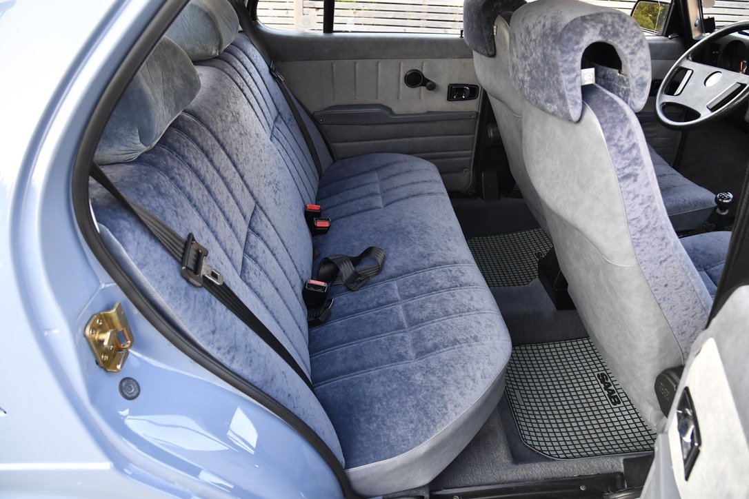 Vehicle Image 33