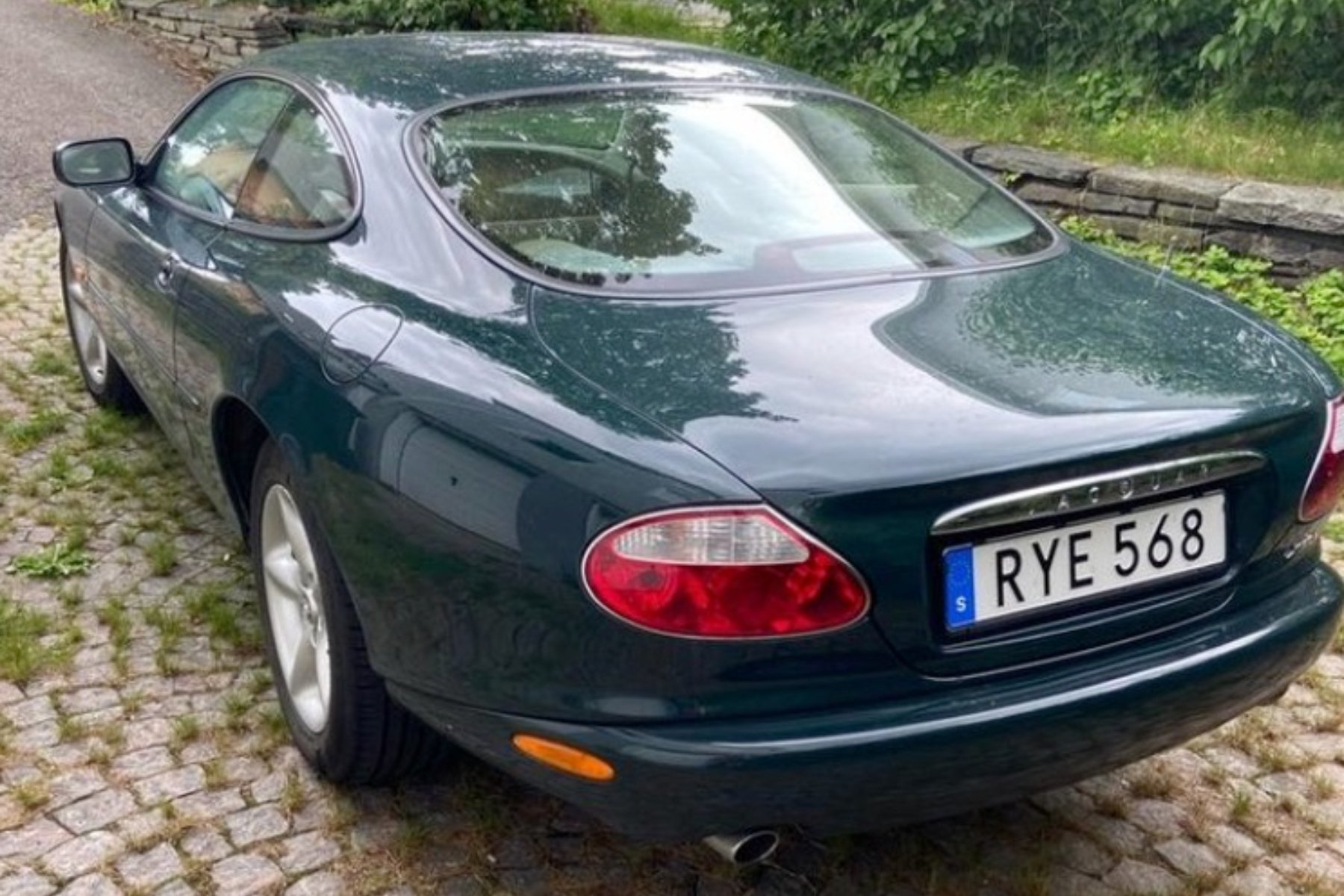 Vehicle Image 25
