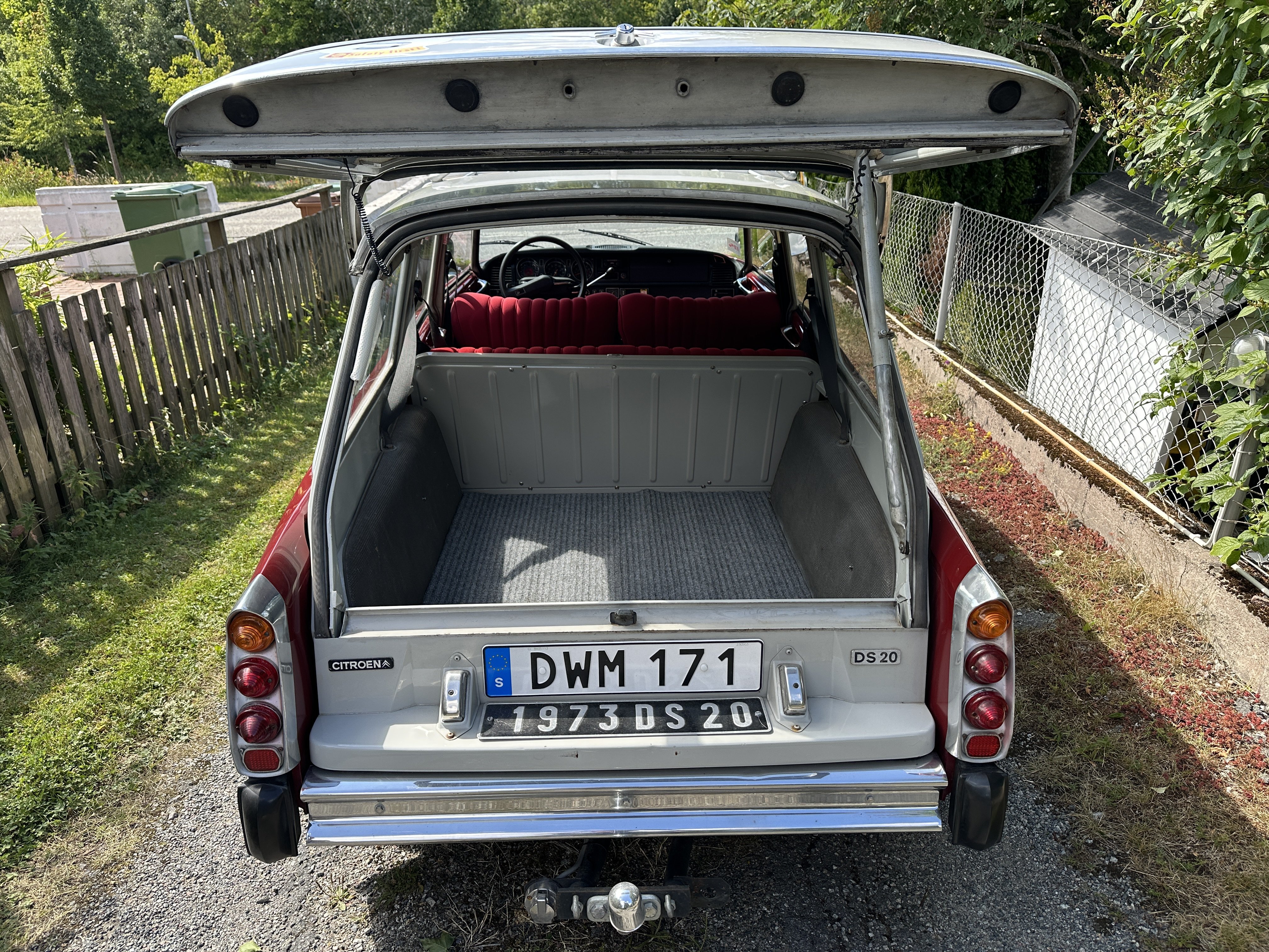Vehicle Image 32