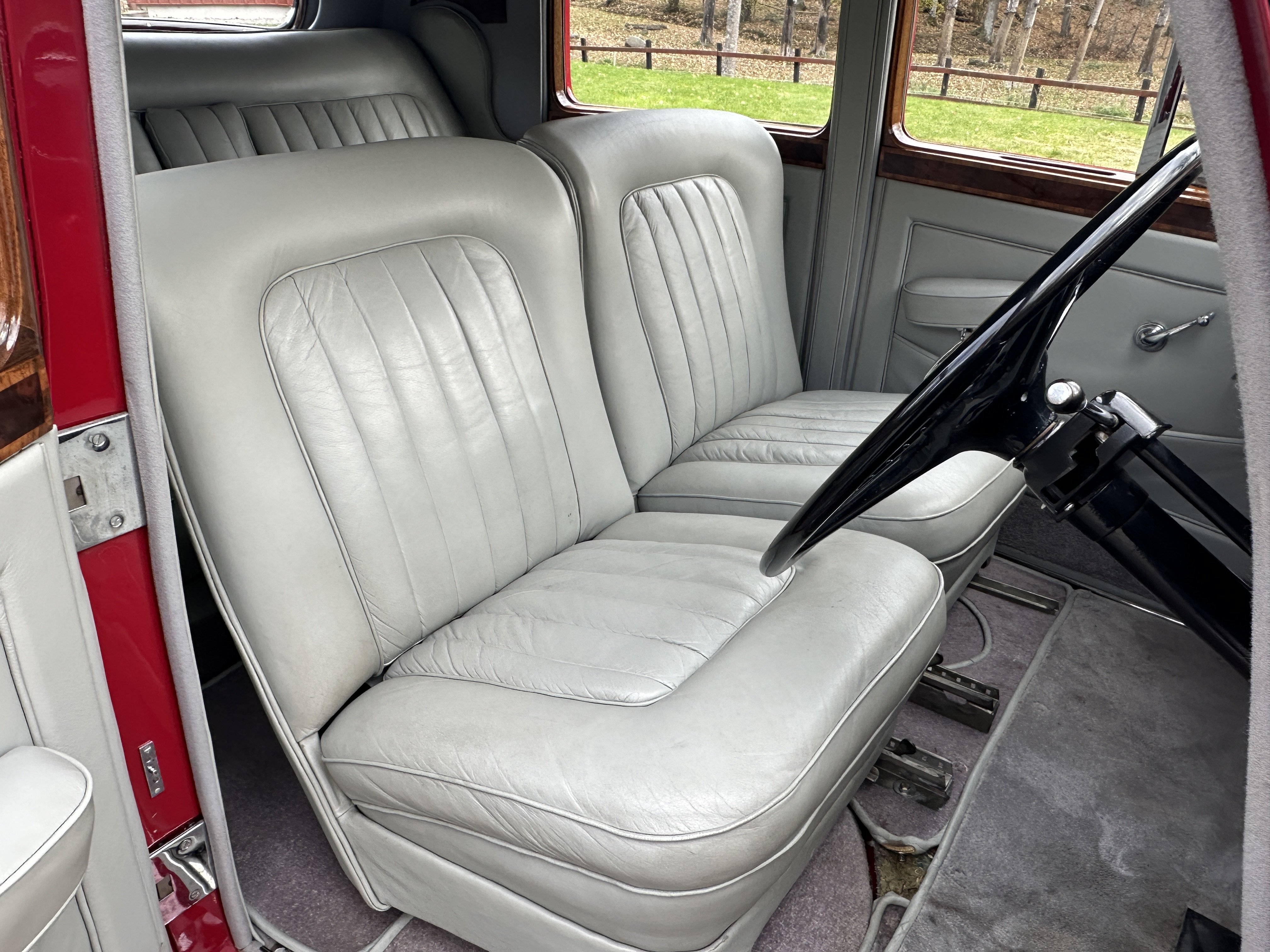 Vehicle Image 40