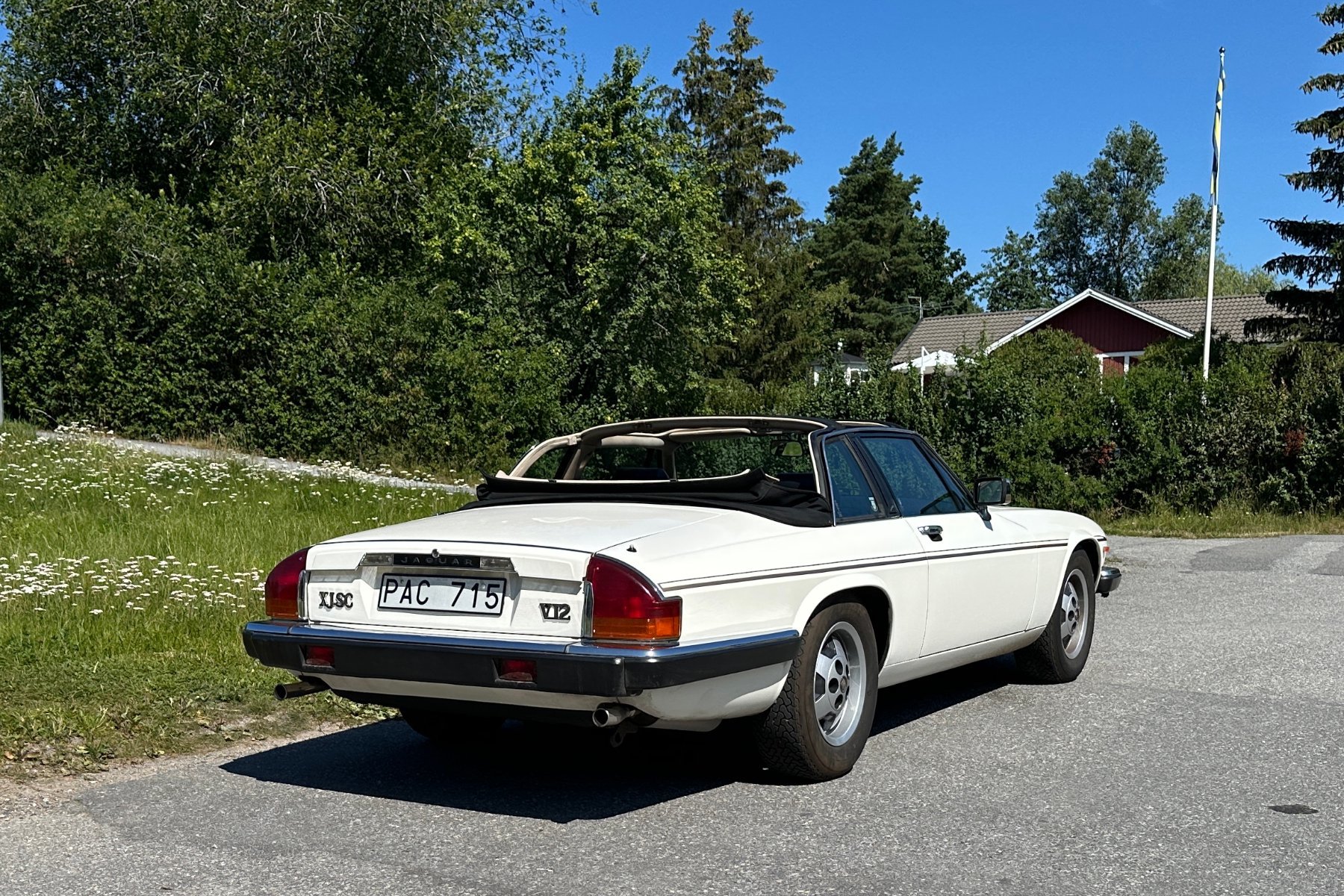 Vehicle Image 34