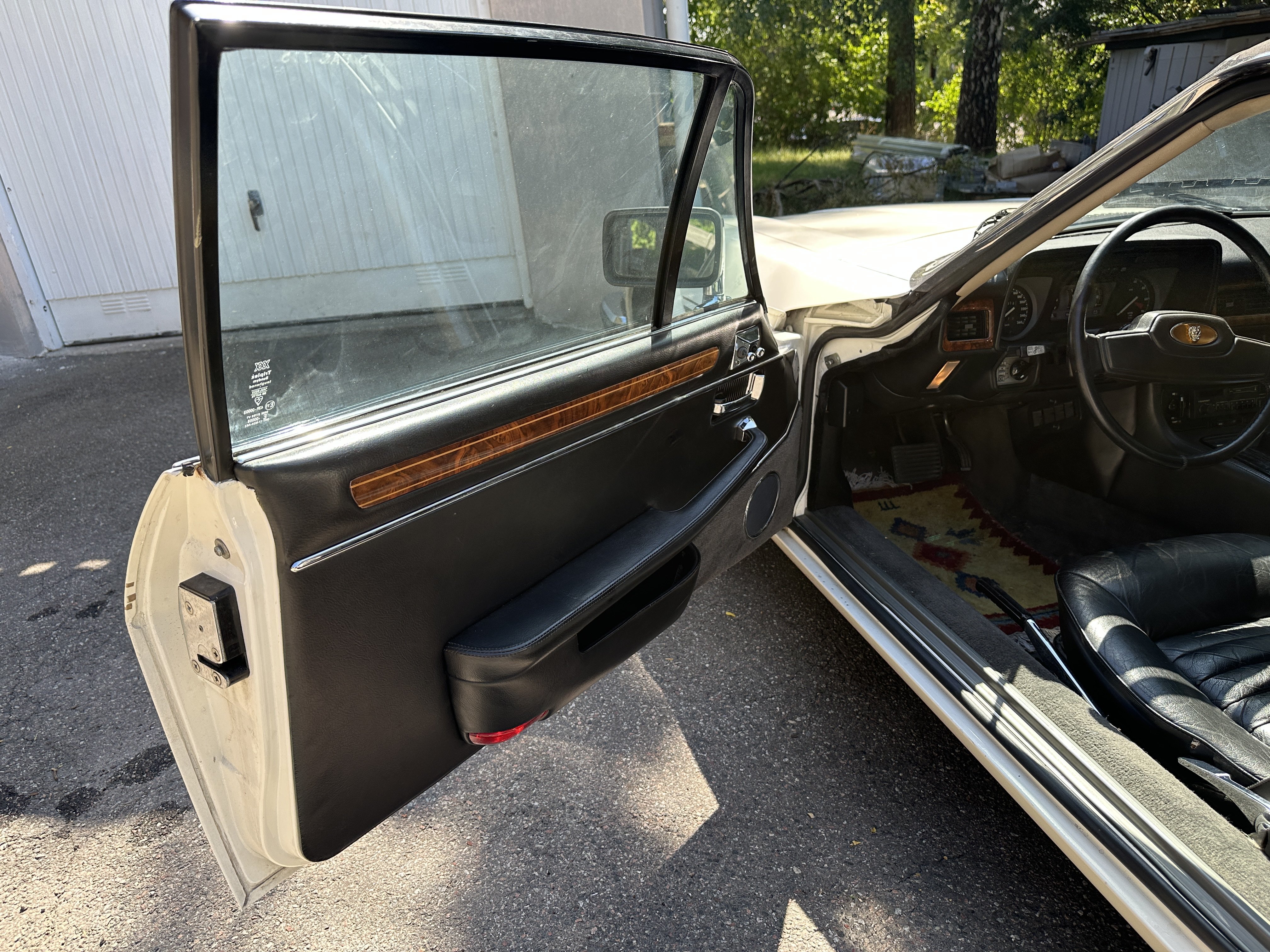 Vehicle Image 38