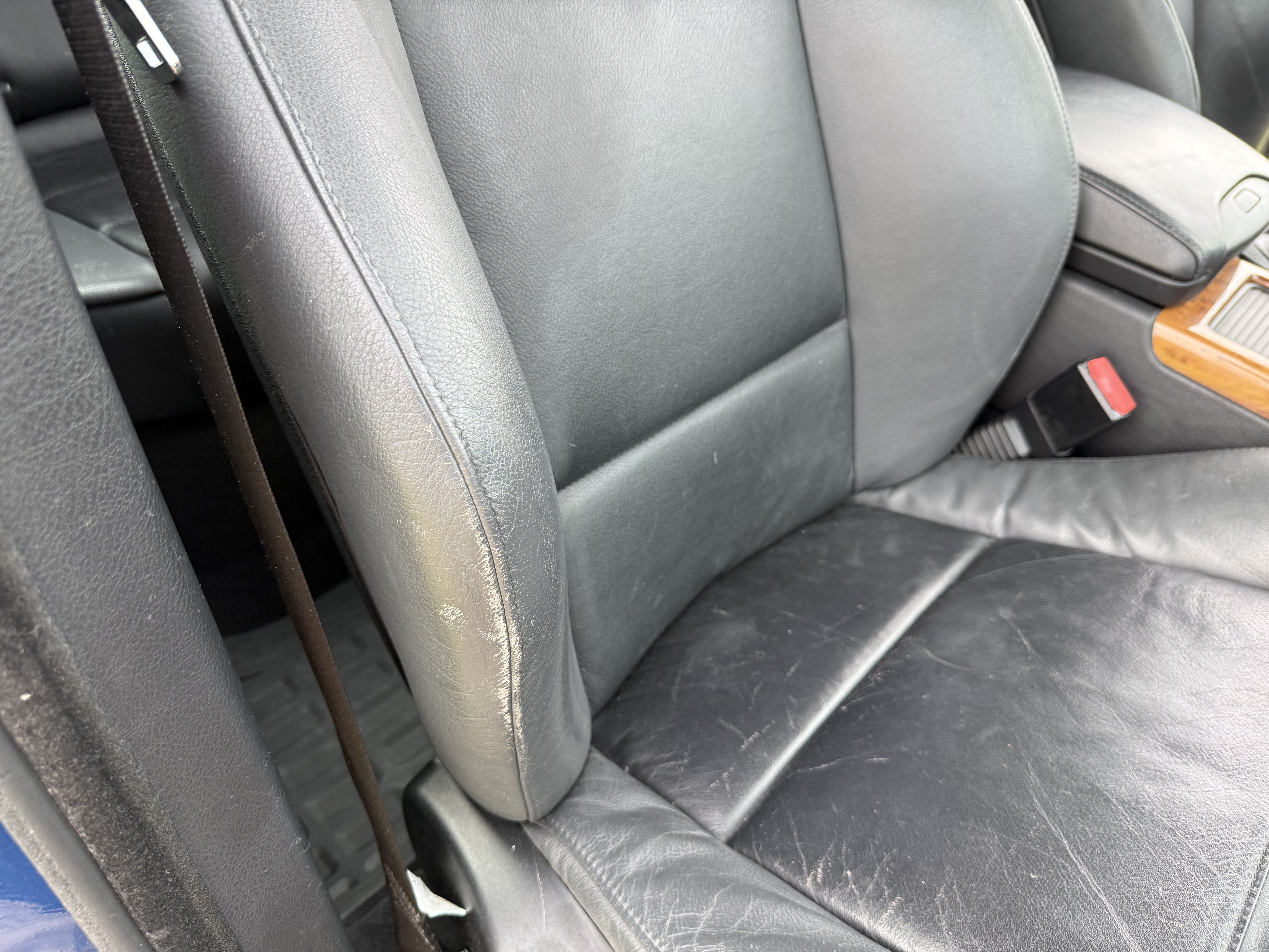 Vehicle Image 38