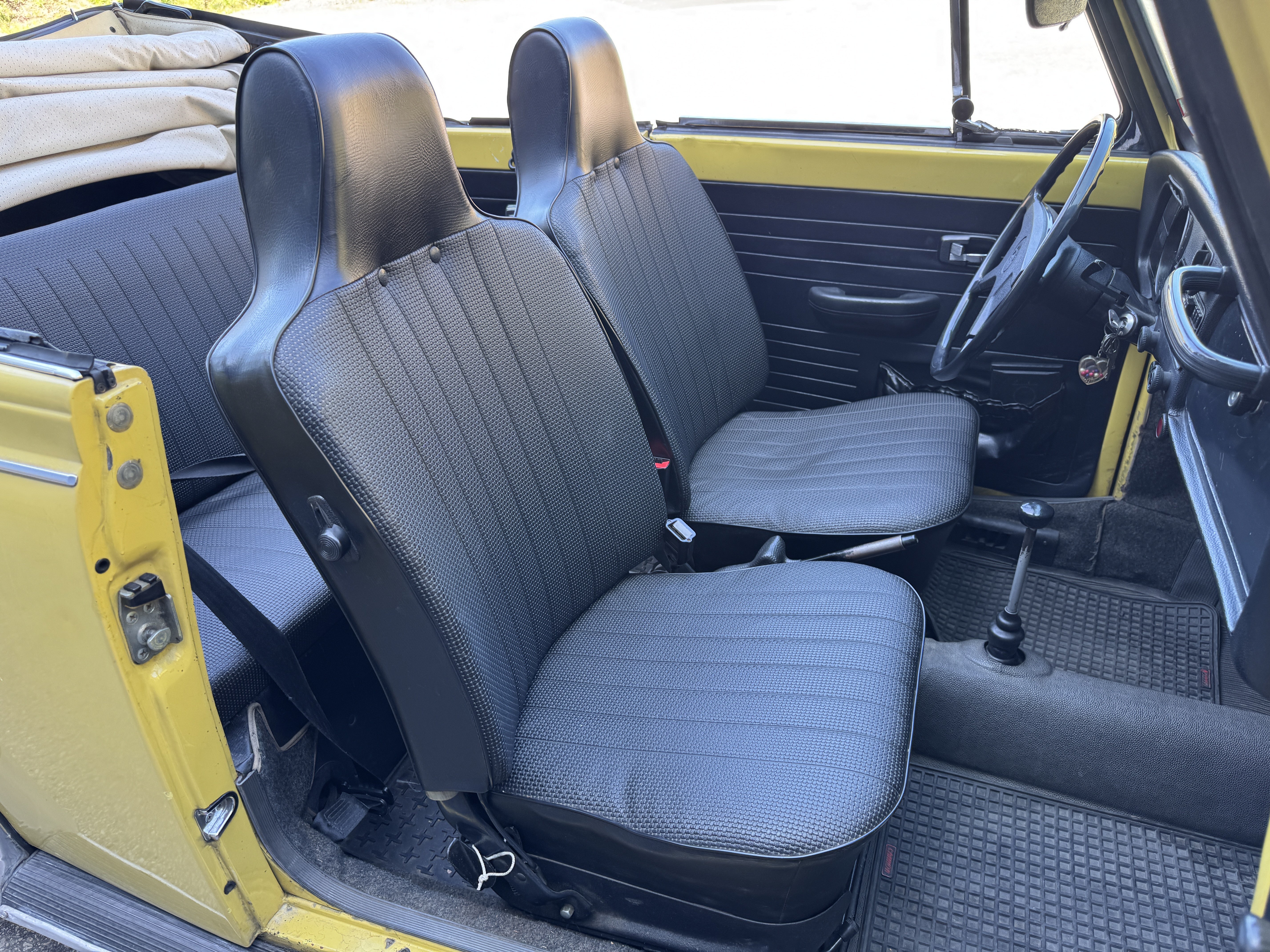 Vehicle Image 40