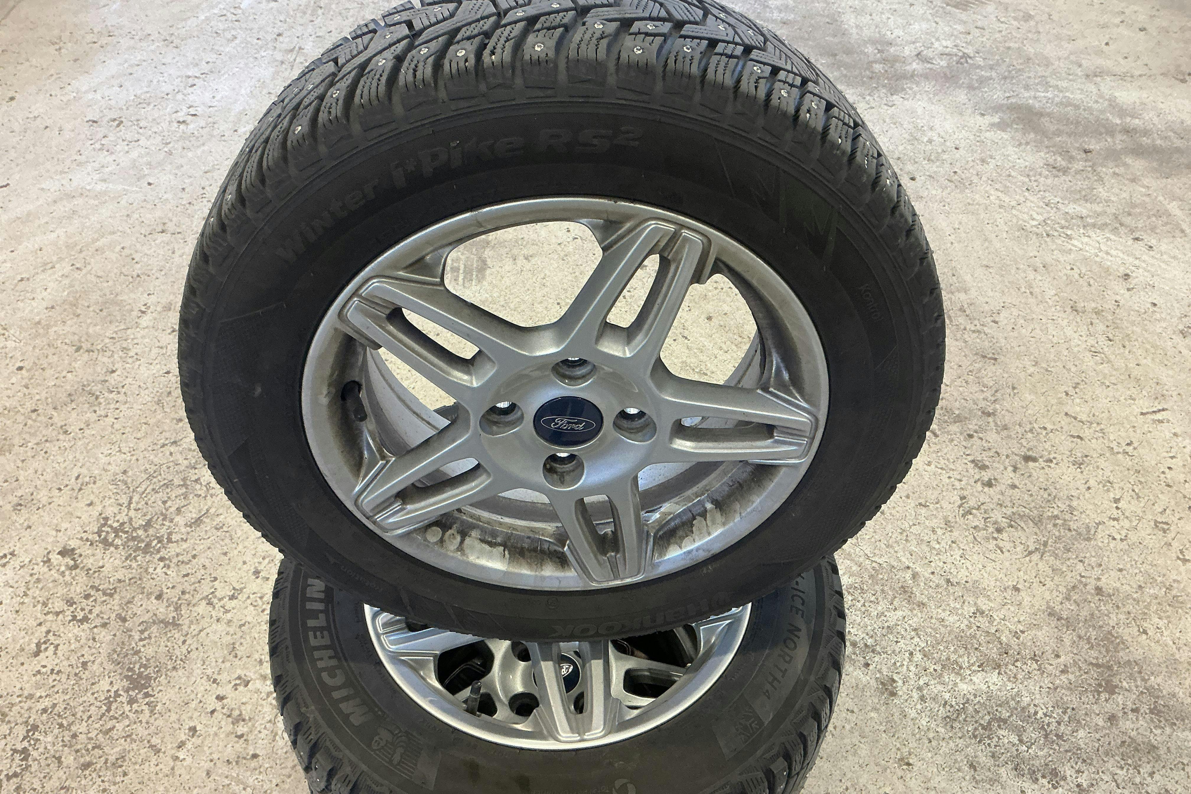 Vehicle Image 14