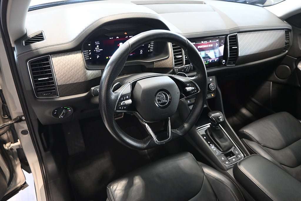 Vehicle Image 7