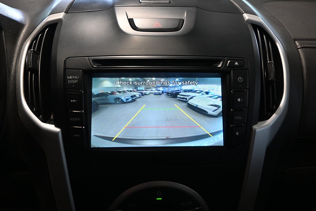 Vehicle Image 21