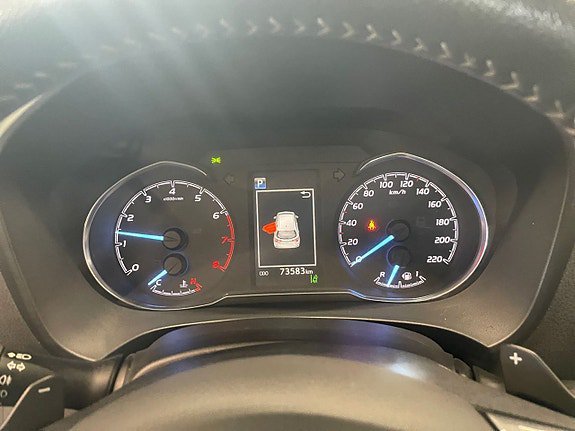 Vehicle Image 11