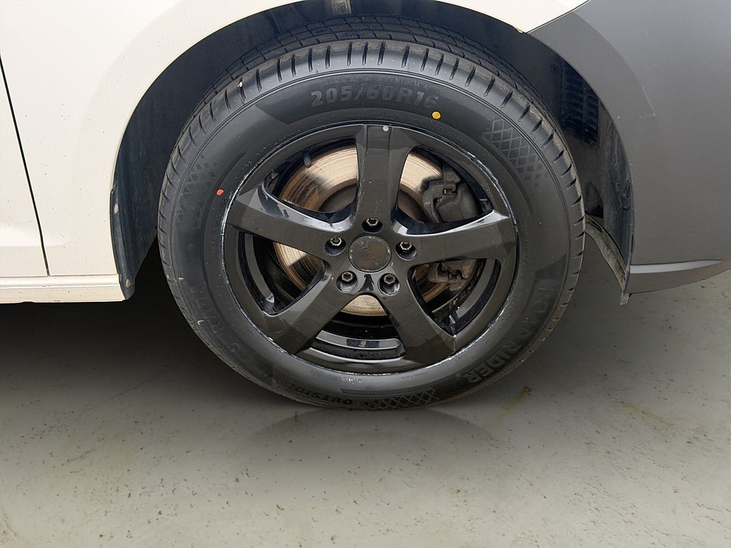 Vehicle Image 31