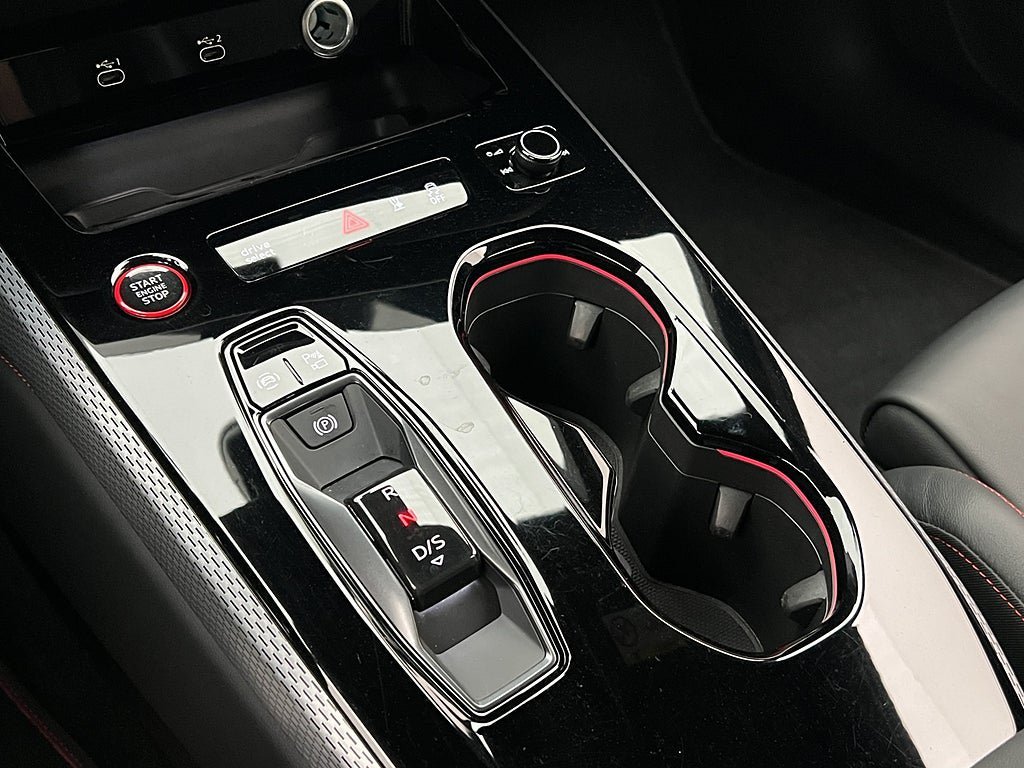 Vehicle Image 24