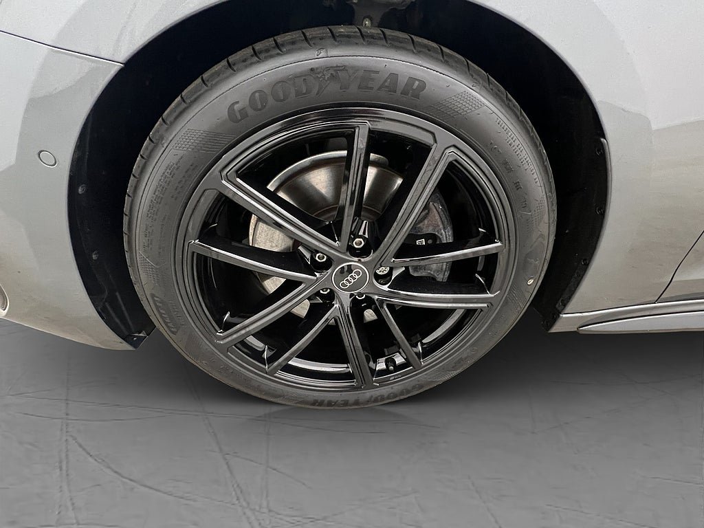 Vehicle Image 33