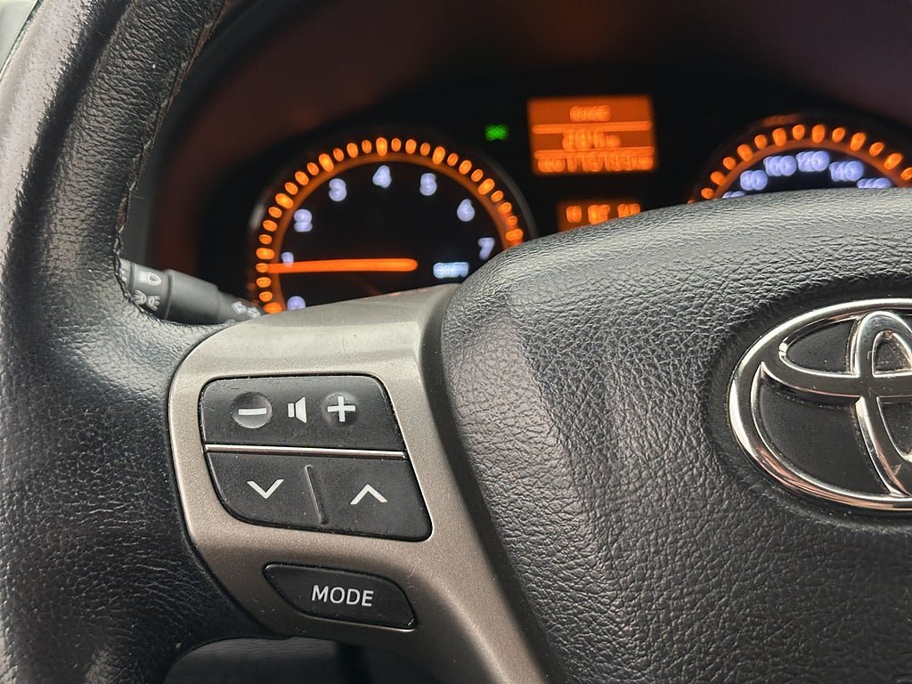 Vehicle Image 17