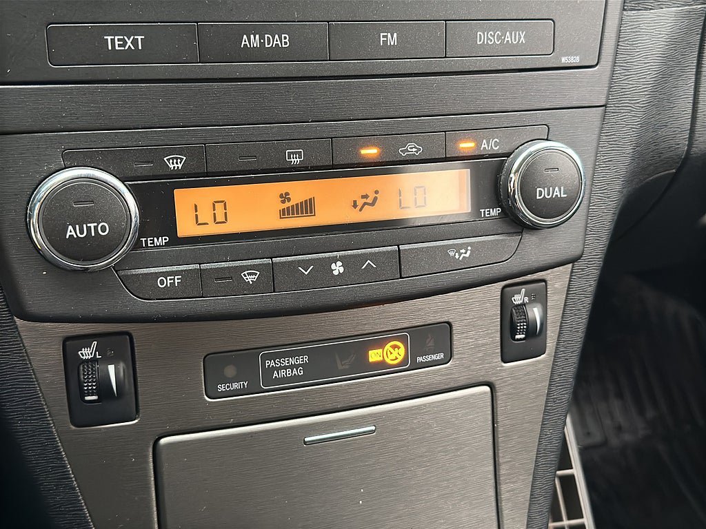 Vehicle Image 23