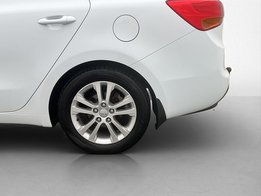Vehicle Image 30