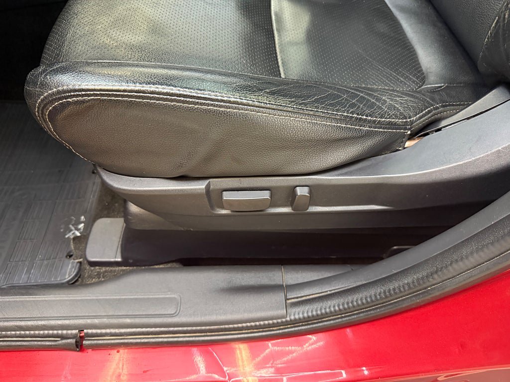 Vehicle Image 13