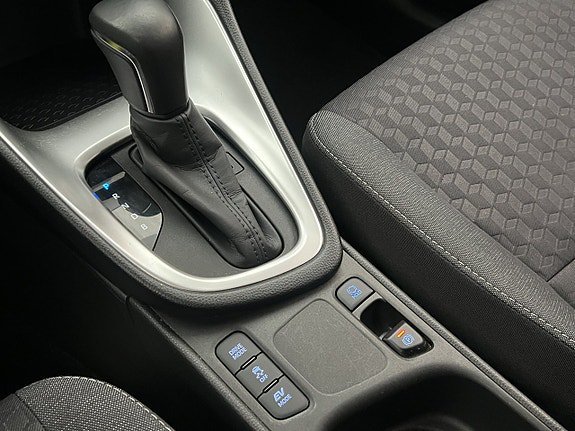 Vehicle Image 26