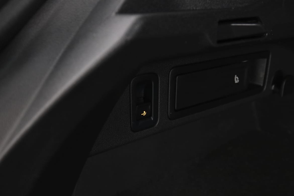 Vehicle Image 40