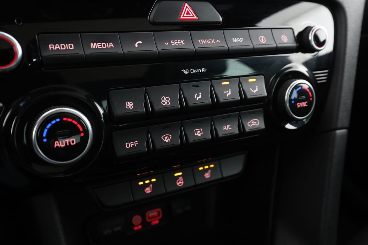 Vehicle Image 26