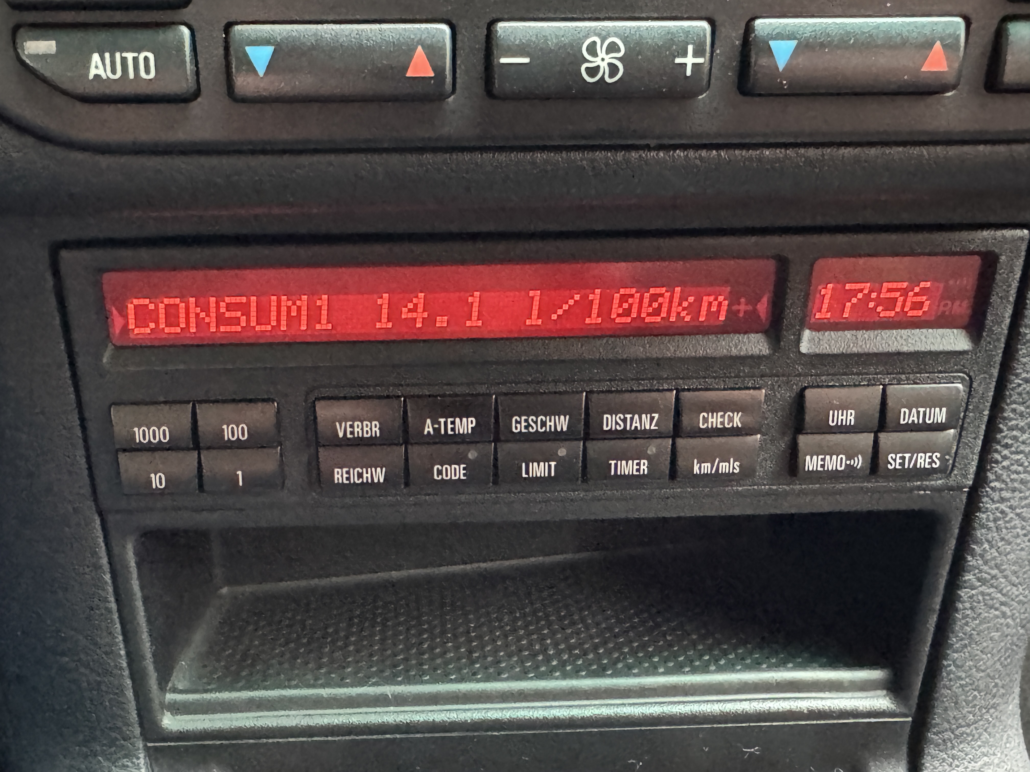 Vehicle Image 70