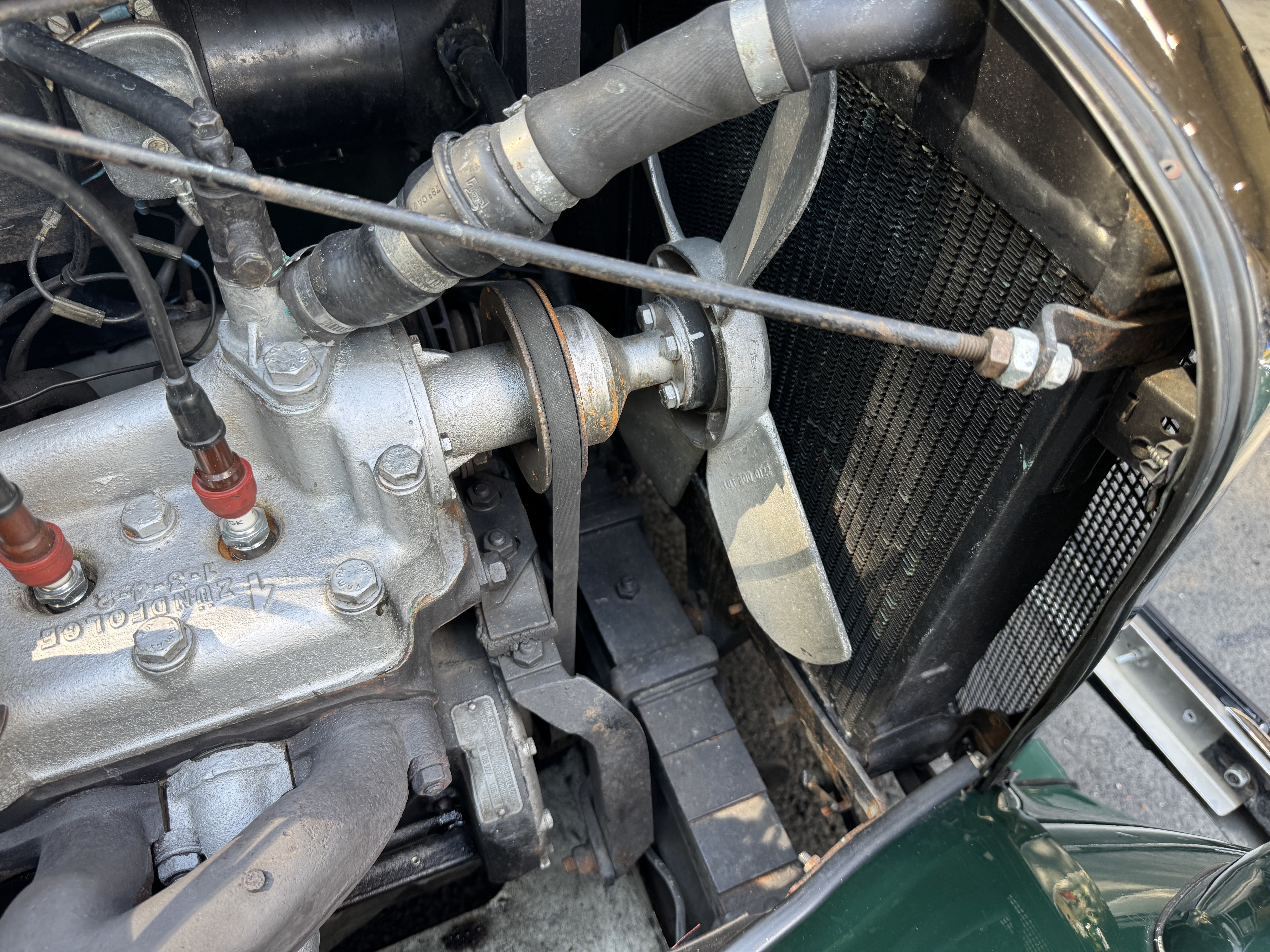 Vehicle Image 100
