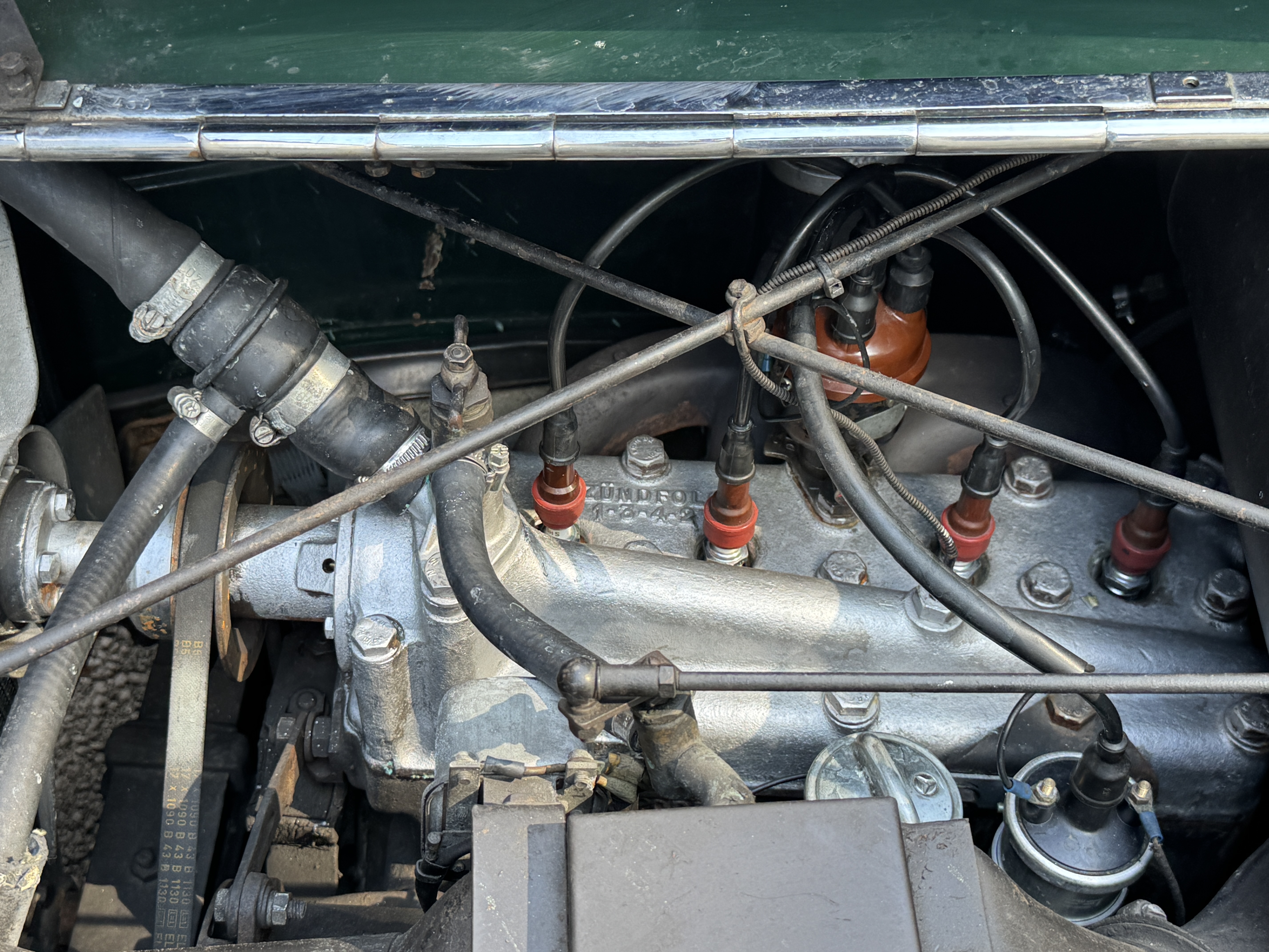 Vehicle Image 102