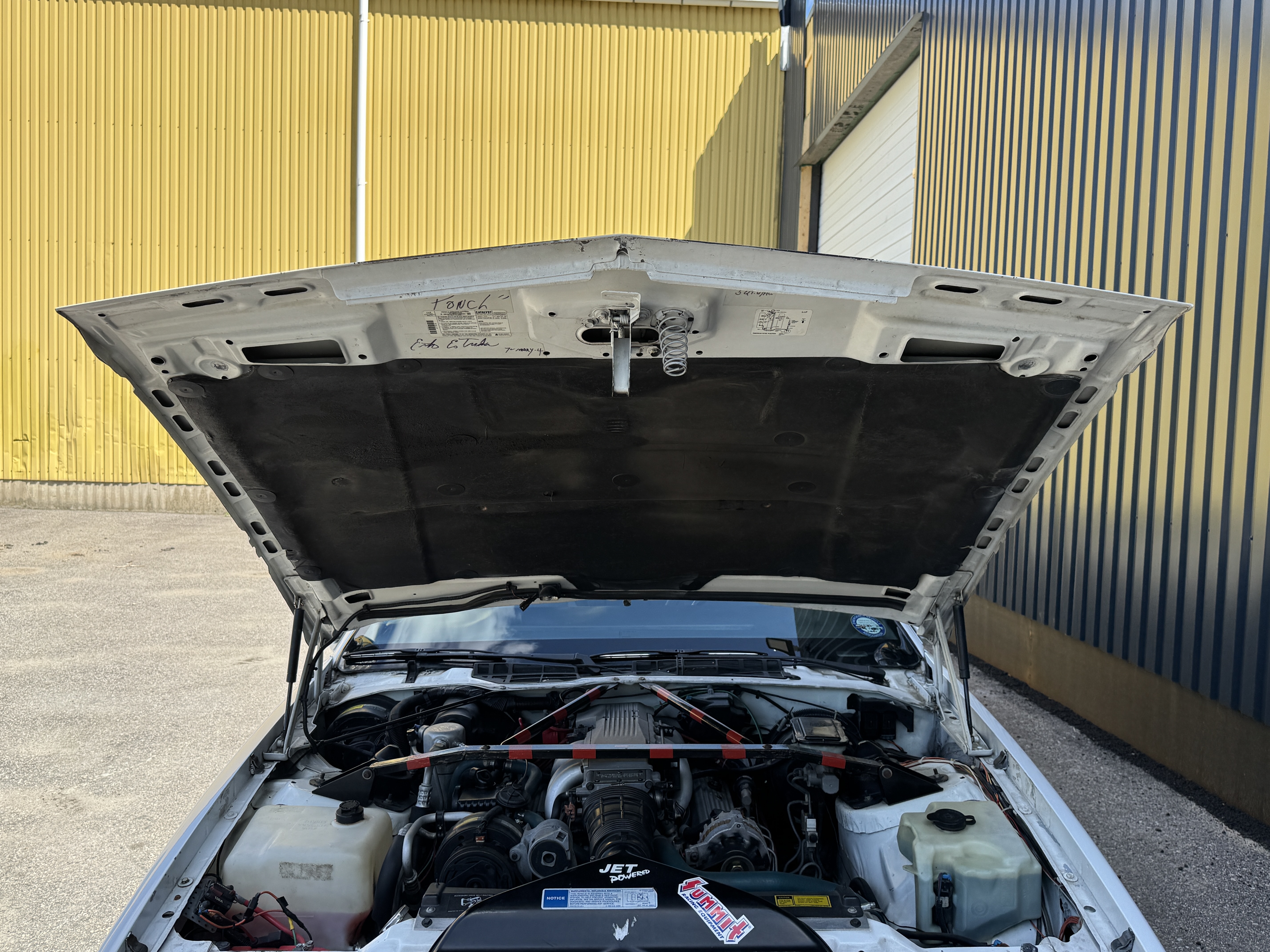 Vehicle Image 102