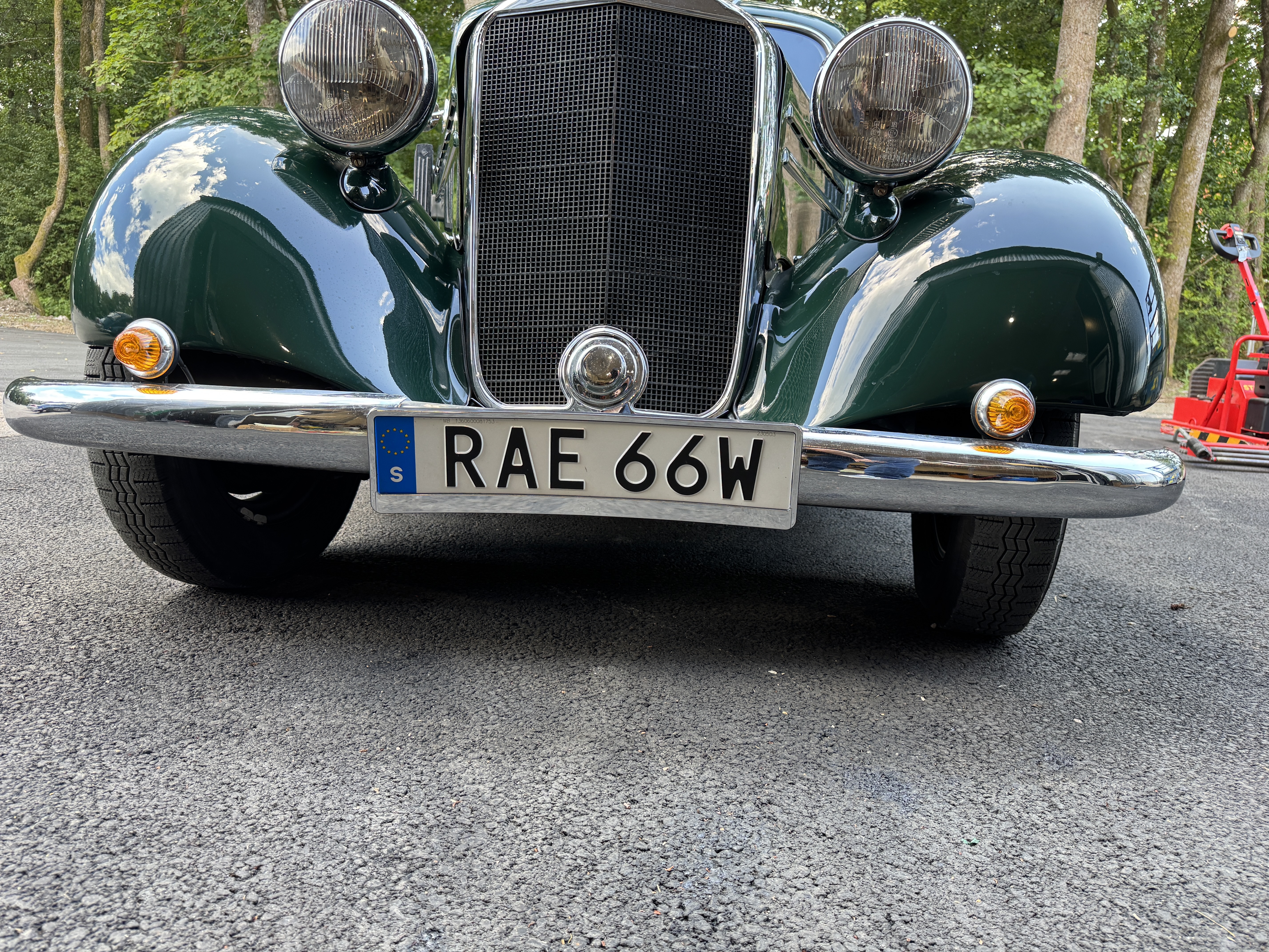 Vehicle Image 111