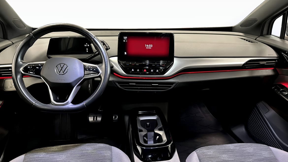 Vehicle Image 11