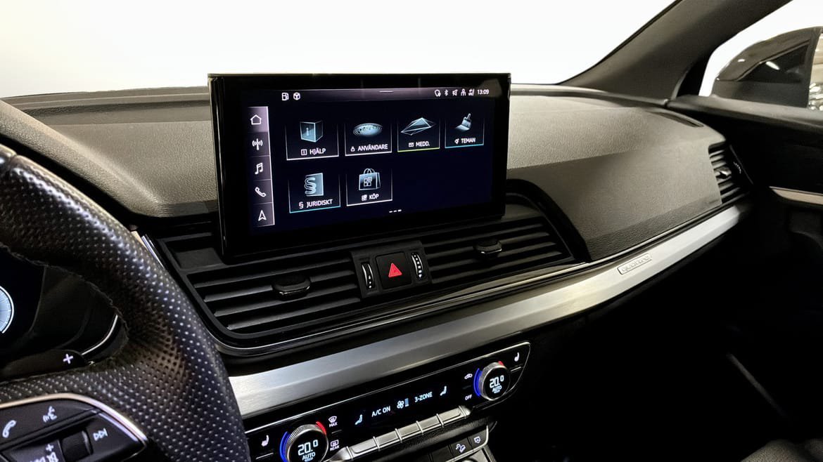 Vehicle Image 9