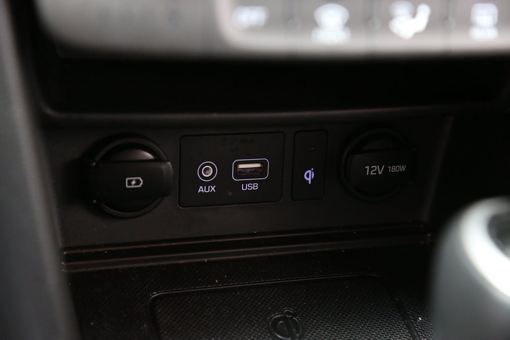 Vehicle Image 21