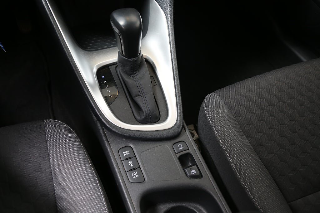 Vehicle Image 18