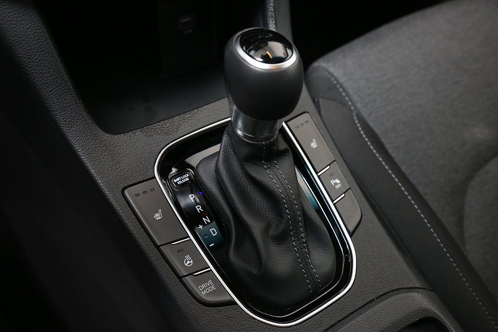 Vehicle Image 23