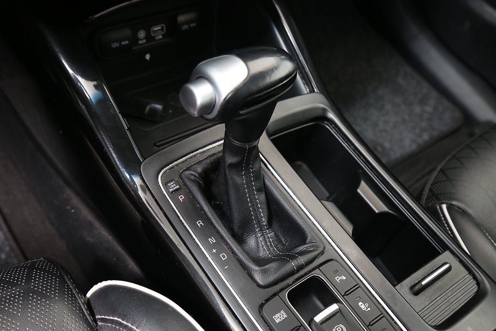 Vehicle Image 24