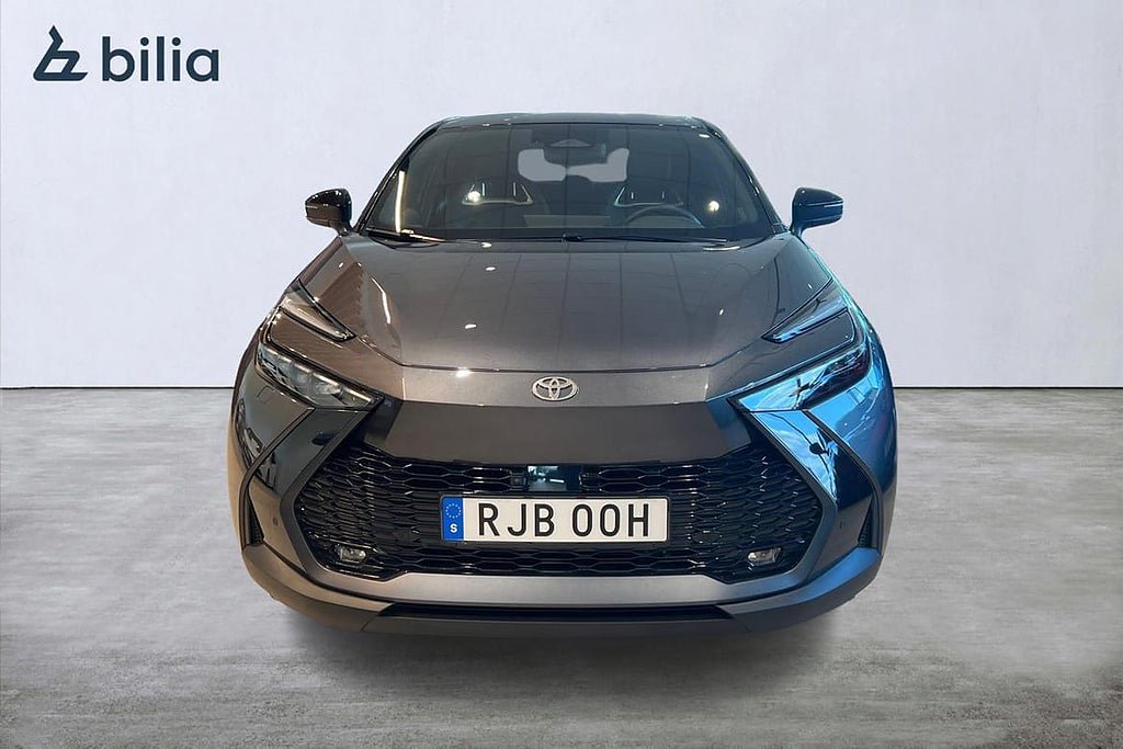 Vehicle Image 6